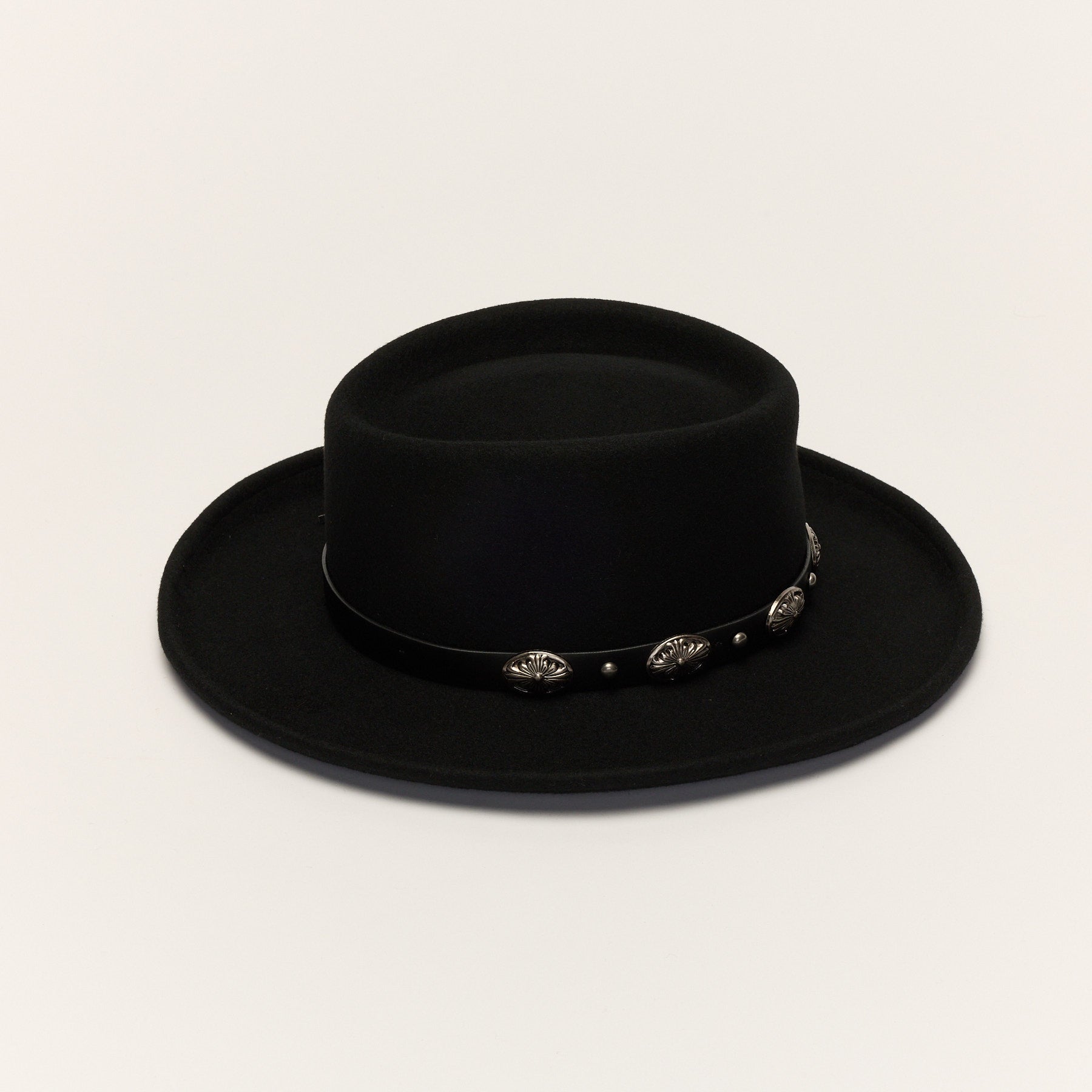 Black Wool Felt Gambler Hat with Concho Band – CARRISTON display picture 1